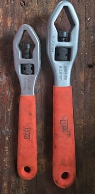 popular Mechanics  5/16-7/8'' & 1/4-3/4'' adjustable spanners