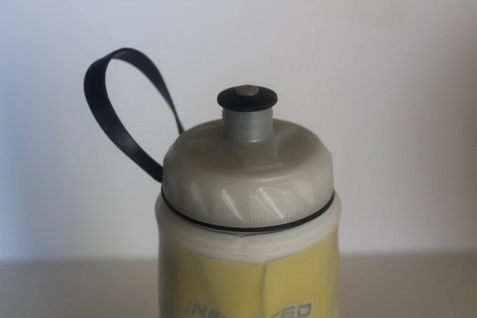 Botella Polar Ciclismo Apretador Amarillo 24 OZ Foto 4 de 4