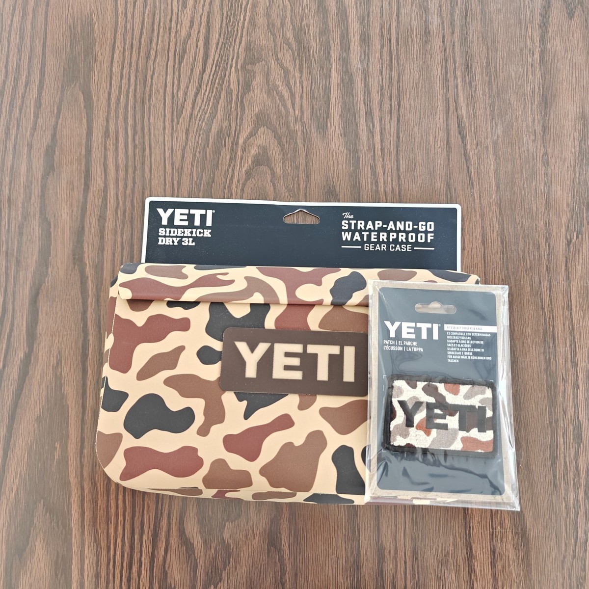Yeti SideKick 3L Wetlands Camo Dry Gear Case Waterproof and  display picture 2