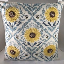 Rachel Ashwell Farmhouse Shabby Chic Bee & 3D Sunflower Pillow 20x20 [641]