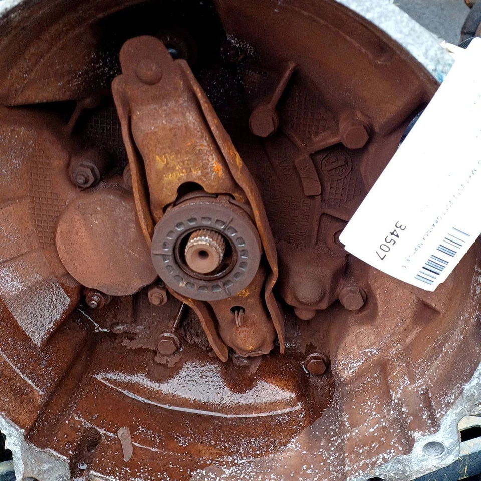 VOLKSWAGEN GOLF TDI MK7 2012-2017 Gearbox Manual 5 Speed MWW - Image 2 of 4