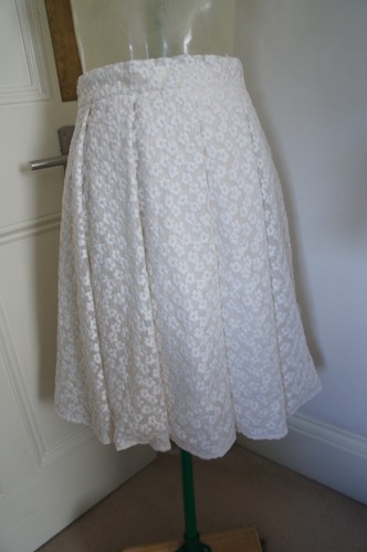 J W Anderson Cream floral embroidered skirt sz Small UK 8 US 4
