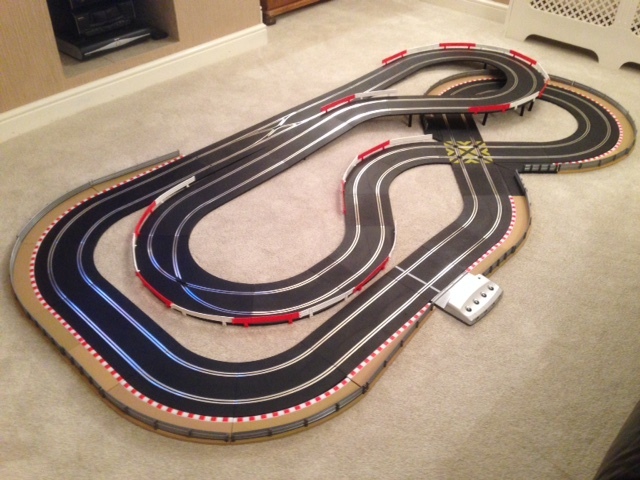 scalextric compact looping raiders