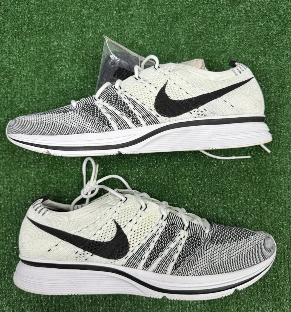 Nike Kanye Flyknit Trainer 2017 OG Oreo Men's Size 10 AH8396 Nike Kanye Flyknit Trainer 2017 OG Oreo Men's Size 10 AH8396