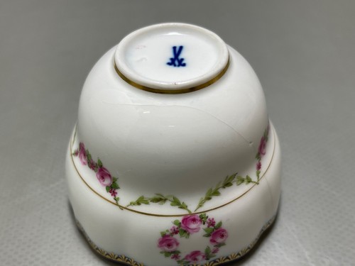 Meissen Gedeck 3-tlg. Tasse UT Teller A-Kante Blumenmalerei Rosen Gold 1.Wahl - Bild 13 von 24