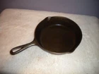 Cast Iron Skillet #5 Unbranded  Wagner?