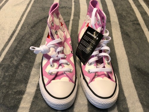 converse heart pink