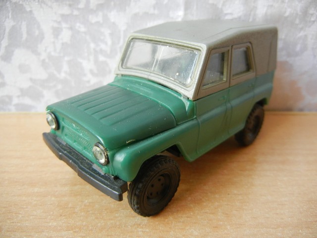 Уаз 469 игрушка