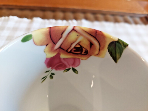 ROYAL ALBERT ENGLAND COUNTRY ROSE WHITE WITH PINK & YELLOW ROSES COFFEE /TEA MUG - Picture 8 of 12
