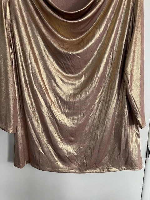 Roz & Ali 衬衫 2X Plus 金色闪亮圆领派对晚会弹力针织上衣 — 第 3/4 张图片