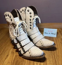 Lane SHOWDOWN Women’s 8.5 Boots Beige Western Cowgirl Lace-up Booties LB0489 EUC
