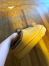 BEARPAW Women's Tan Suede Mule Slip-On Slippers Shearling Lined Size 6.5