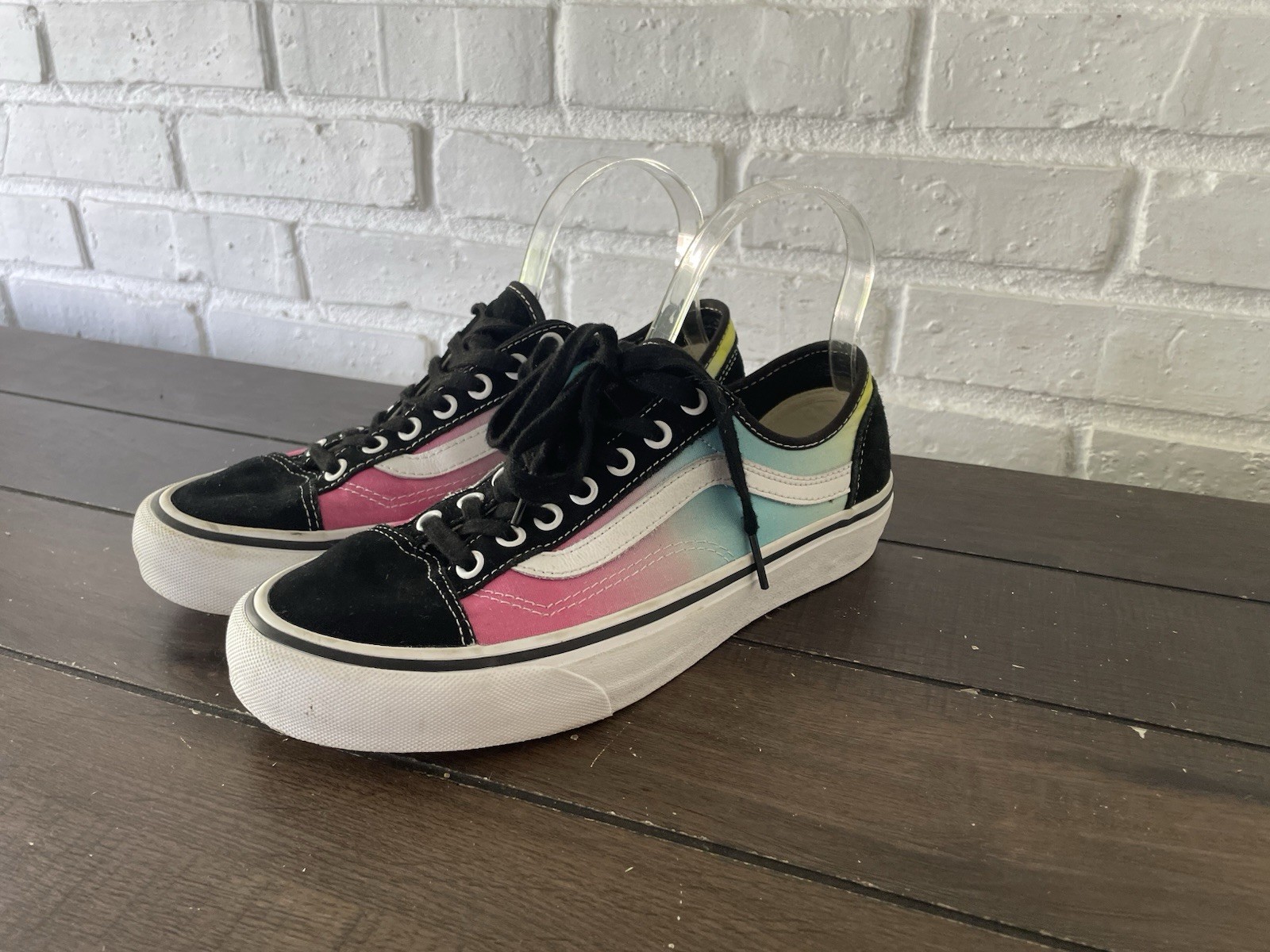 Old Skool Tennis Sneaker Multicolor Size Men 7.5 Women 9