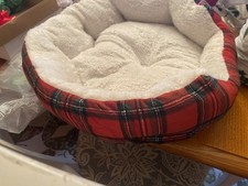 Small Dog or Cat Bed NEW