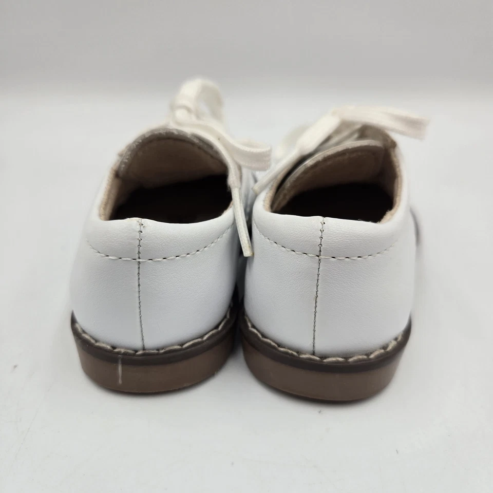 Обувь Footmates Willy для малышей оксфорд белая на шнуровке ШИРОКАЯ ширина размер 3 - Изображение 3 из 4