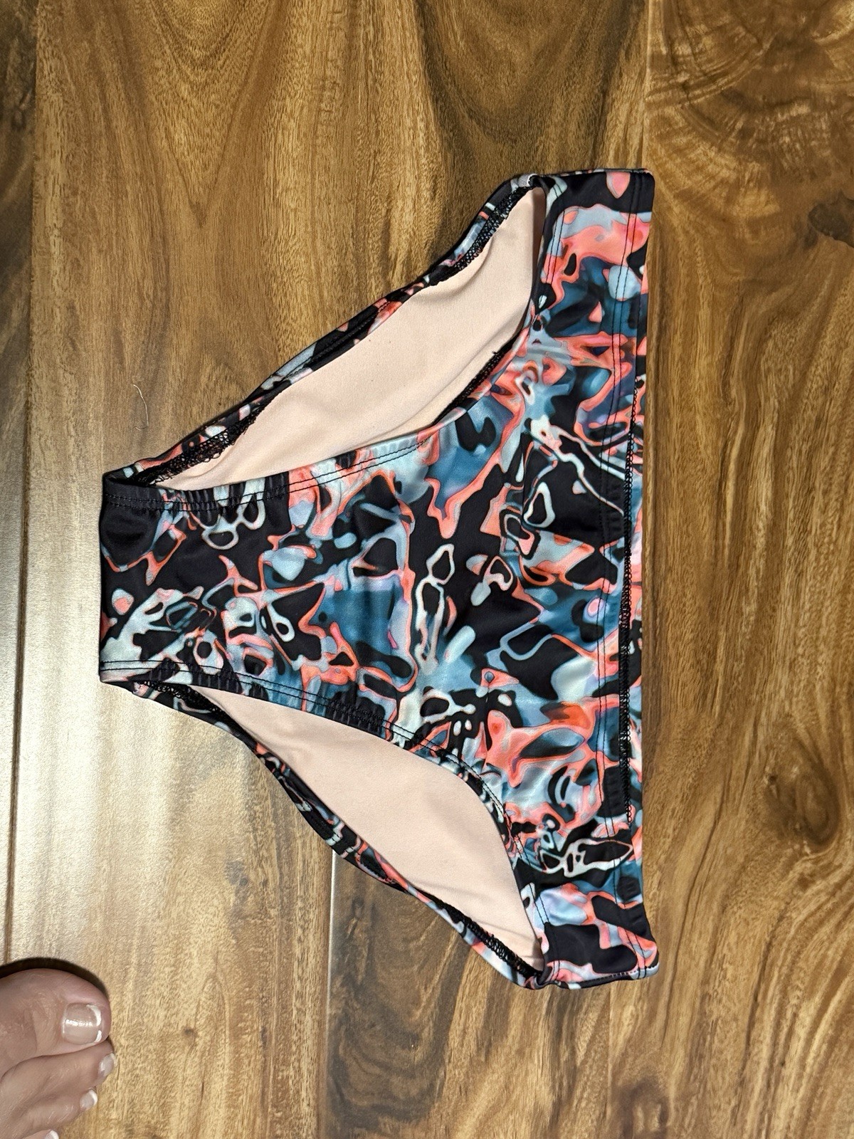 Picture 6 of 6