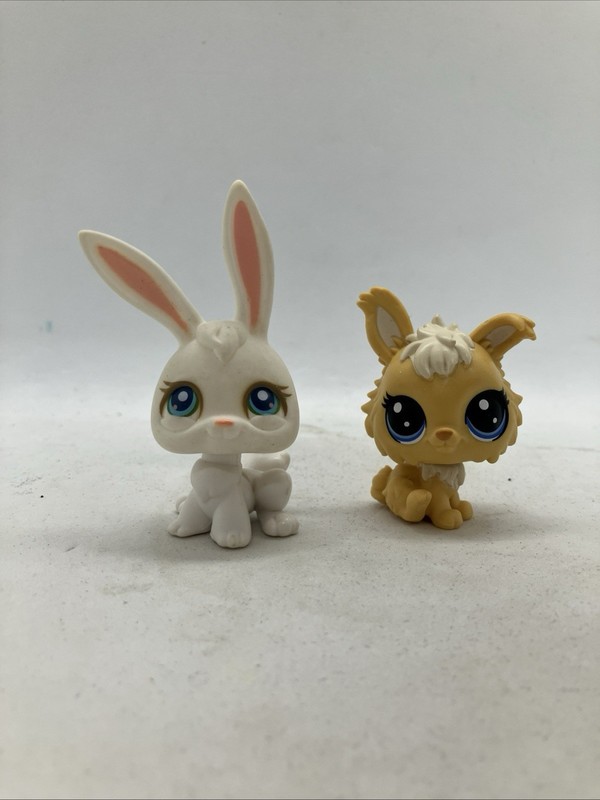 Littlest Pet Shop LPS 2 Pets