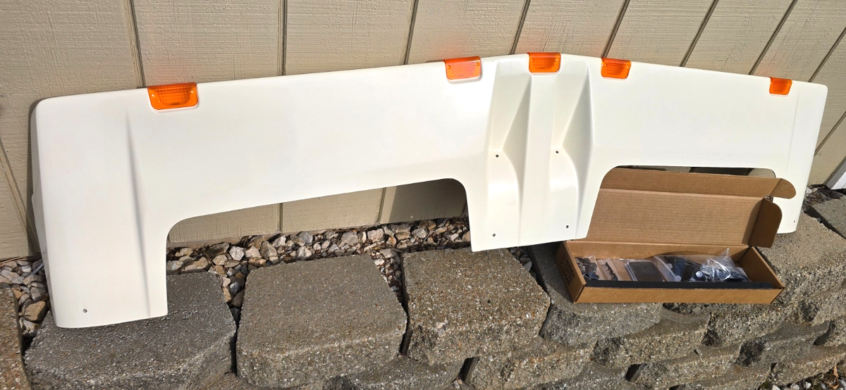 19008 1975-1991 Ford Econoline Van Lund Lighted Sun Cab Moon Visor