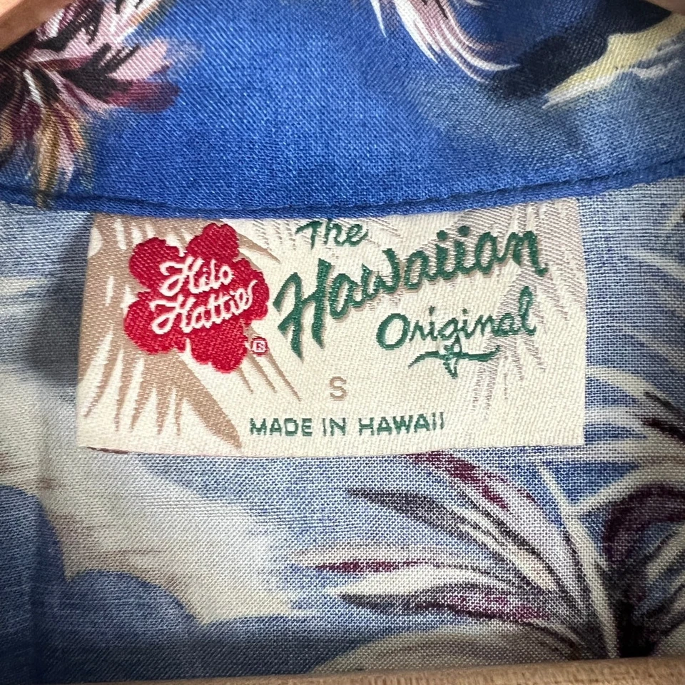 Camisa HILO HATTIE Mujer S Azul Floral Hawaiana EE. UU. Resort Tropical Playa Botón Foto 4 de 4