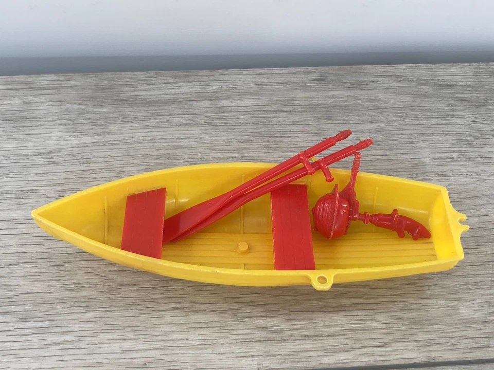 Bote de plástico Thomas Toy de colección bote bote bote remos rojos motor fueraborda cuerpo amarillo Foto 2 de 4
