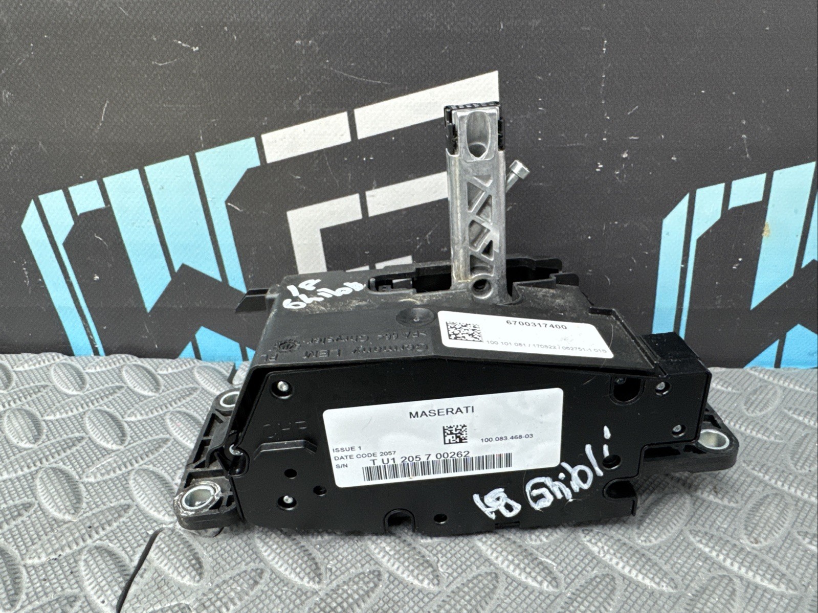OEM 2014-2024 MASERATI GHIBLI AUTO TRANSMISSION SHIFTER BODY