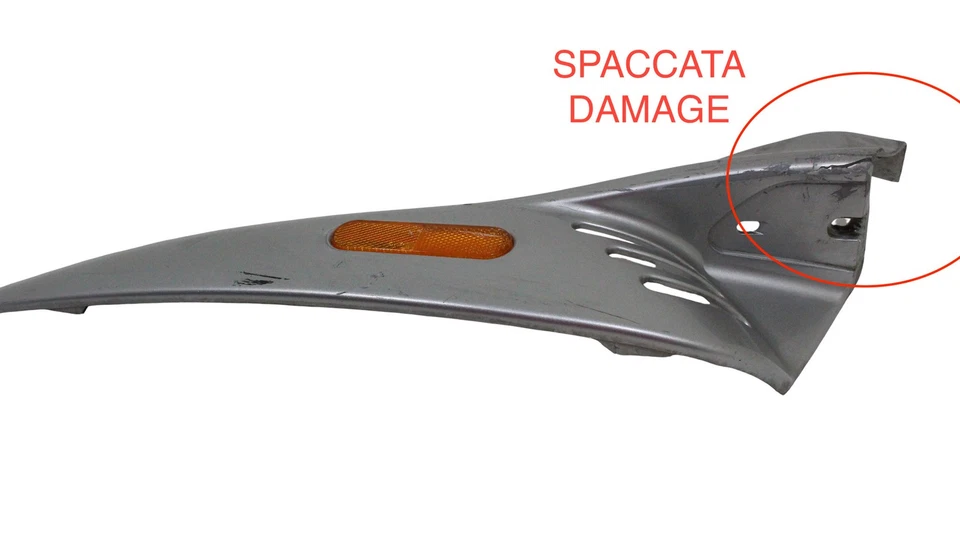 VESPA 125 ET4 1996 2001 Carénage Arrière Gauche - Photo 2/4