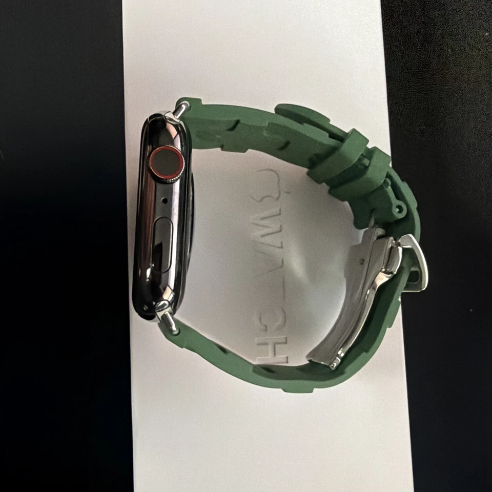 Apple Watch Series 7 GPS+LTE 45MM Graphite Stainless Steel Case Abyss Blue Band - Image 2 of 4