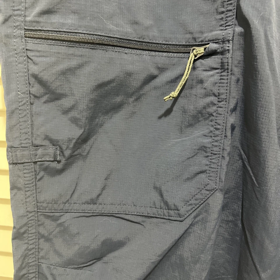 New Men’s Columbia PFG Pants Navy Blue 42x32 Omni-Shade Omni-Wick UPF 50 Cargo - Image 4 of 4