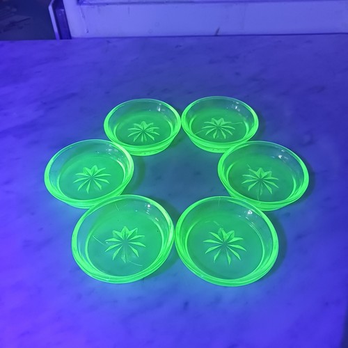 ONE Vaseline Uranium Glass Butter Pat 3"