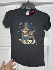 NWT Junk Food Clothing Wonder Woman Graphic T-Shirt Women's Small DC Comics