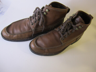 Banana Republic, Brown leather chukka boot, lace up, Men display picture 2