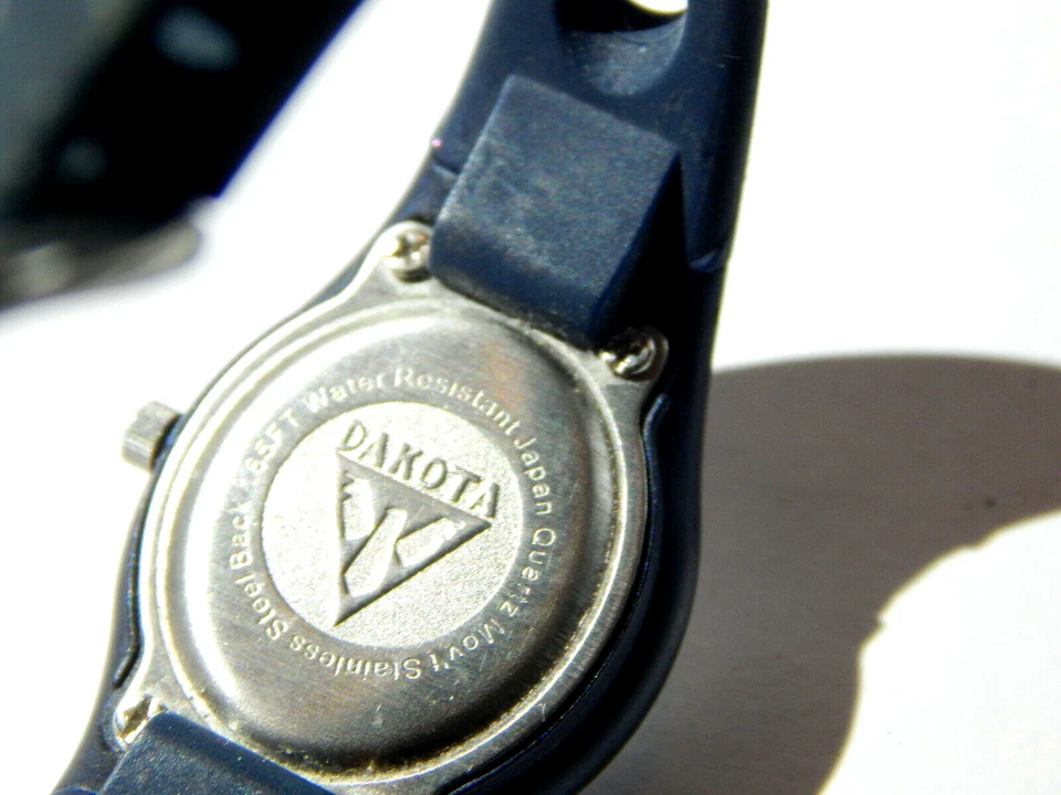 Часы наручные Dakota синие и красные 165 футов водонепроницаемые японские Mov't резиновые - Изображение 3 из 4