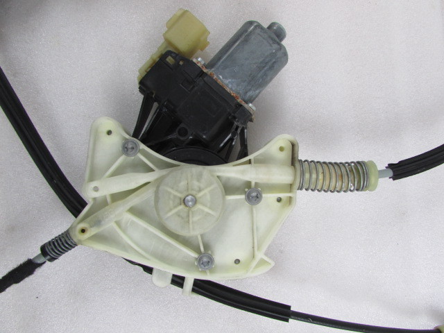 Maserati Ghibli, RH, Right Front Door Window Regulator, Used, P/N 670009815