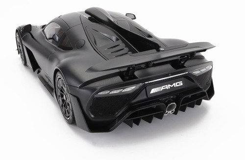 NZG 1/12 Mercedes Benz One AMG (C298) 2023 Graphite Grey Magno 1031/57 - Imagen 13 de 16