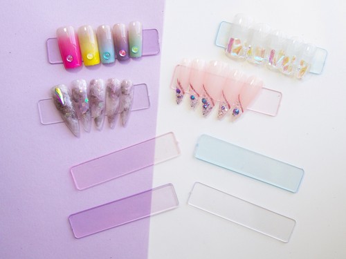 50 piezas Soporte para exhibición de uñas a base de acrílico/Puntas de uñas postizas transparentes para exhibición hol - Imagen 2 de 6
