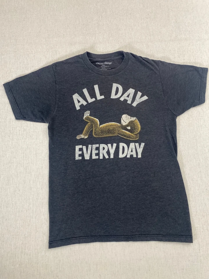 Camiseta masculina Curious George pequena cinza o dia todo todos os dias gráfica curta vintage - Imagem 4 de 4