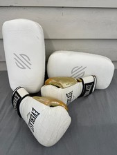 Everlast Boxing Gloves/Strike Pads/Bag