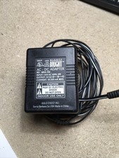 MIGHTY BRIGHT AC-DC ADAPTER MODEL MBA-700 IN:120V AC 60Hz 4W OUT:5V DC 300mA