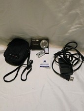 Nikon Coolpix S550 10.0 Mega Pixels 5x Optica...