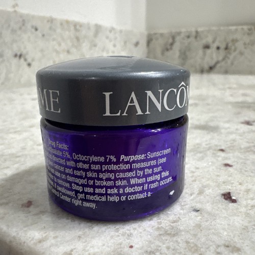 Lancome Renergie Lift Multi-Action Sunscreen SPF 15 LIFTING AND FIRMING~.5oz/15g - Picture 3 of 5