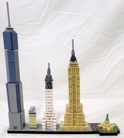2016 LEGO Architecture 21028 New York City Set Statue of Liberty Empire State