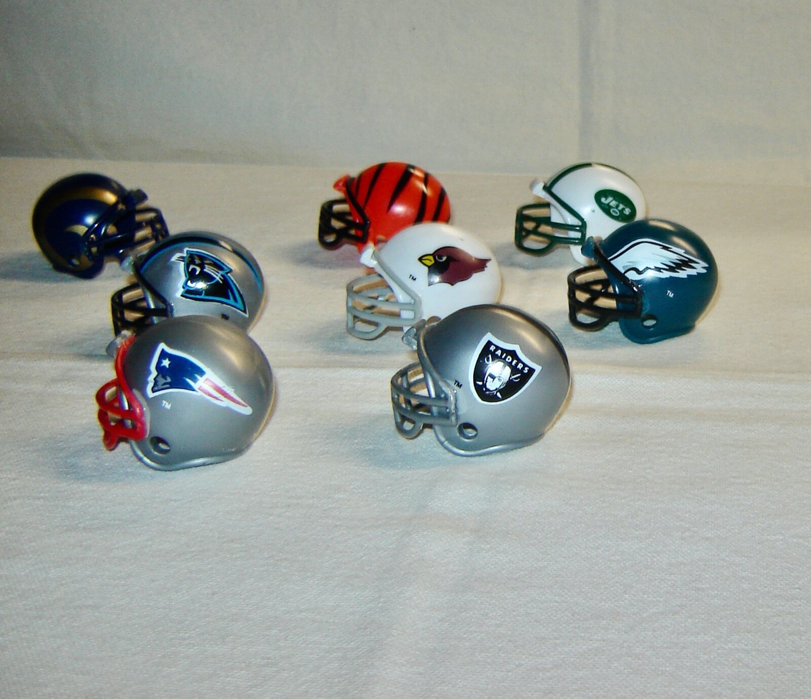 Lot (15) Miniature FOOTBALL HELMETS Gumball Vending Machine eBay