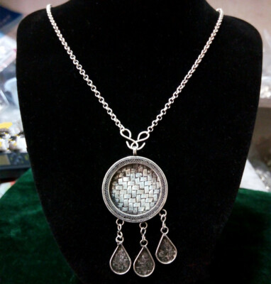 Nice Handmade filigree DIY embed circle pendant Miao silver chain necklace 1piec