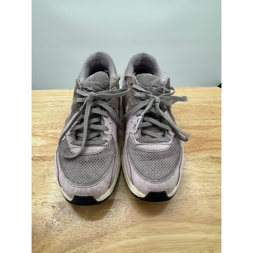 Nike Classic Air Max Women's 6.5 Athletic Running Shoes Low Violet Star Sneakers - Picture 2 of 9