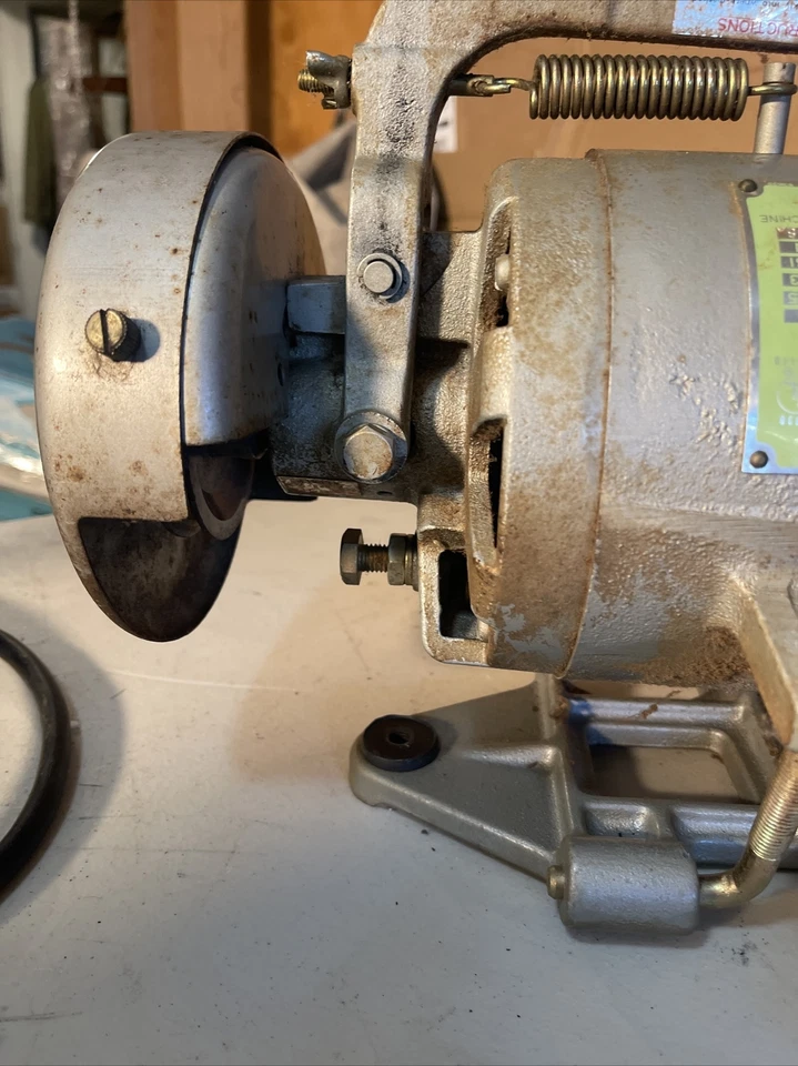 Motor embrague máquina de coser industrial Consew vintage 115V (1/3HP) 1725 RPM Foto 2 de 4