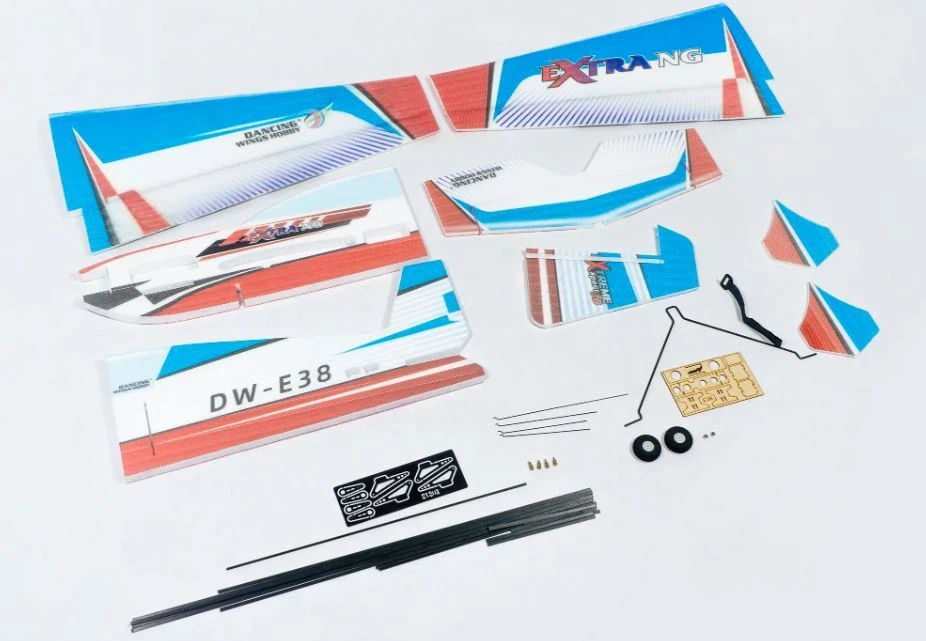 Extra 330 - vieeel Carbon & schnell gebaut - TUNINGversion - Bild 4 von 4