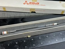 VINTAGE 1981 EG&G ELECTRO-OPTICS DIVISION QUARTZ TUBE FKQS-273-4