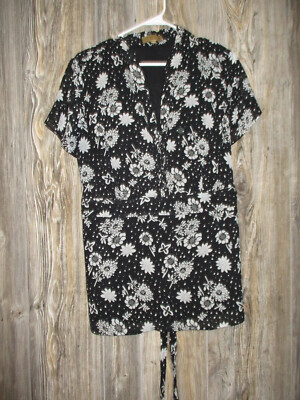 Notations Womens Plus Sz 3X Black White Floral Top Cottage Core Office Short Slv