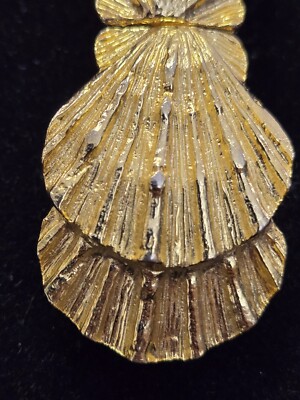 Vintage Gay Boyer Womens Two Piece Buckle Gold Tone Clasp  display picture 1