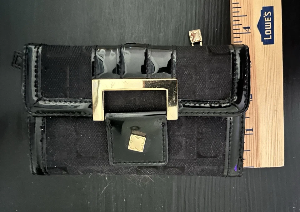 Cartera Liz Claiborne Trébol Negro Brillante Cuero Sintético Mujer Niñas” Foto 2 de 4